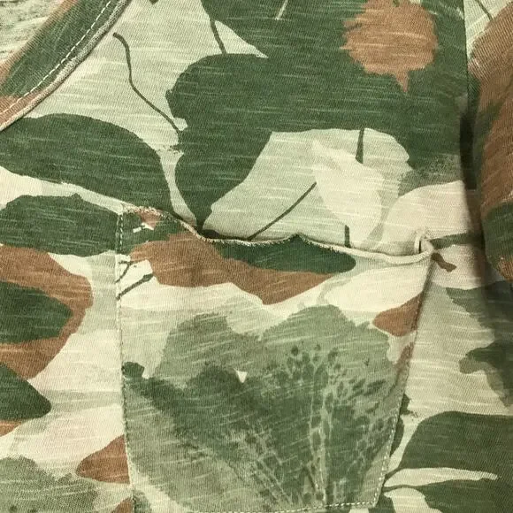 Anthro T.la Soft Cotton Floral Camo Top Vneck Sz XS - Picture 6 of 11